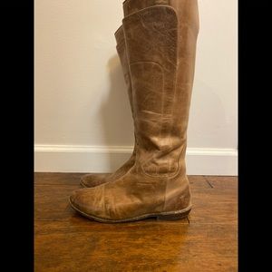 Women’s Frye Paige Boots - size 7.5